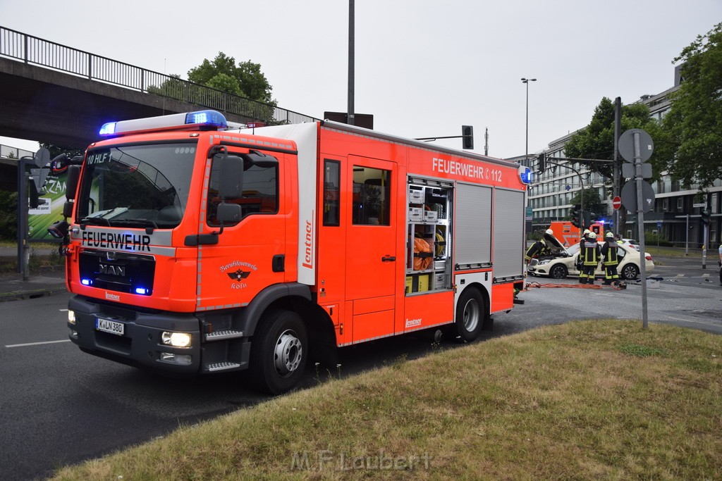 VU 3 Pkw Koeln Deutz Am Messekreisel P043.JPG - Miklos Laubert